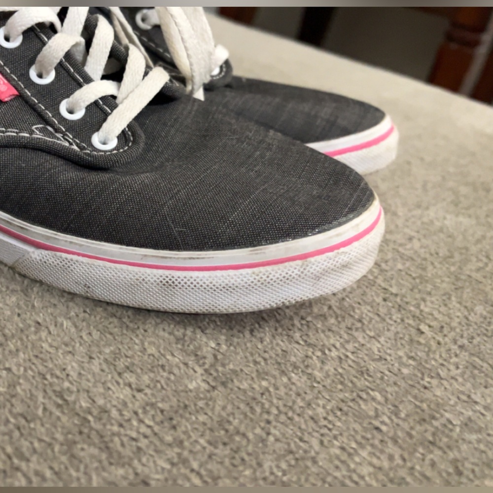 Vans Pink Grey And White Lace Shoes Women’s Size 6.5 - Picture 3 of 8